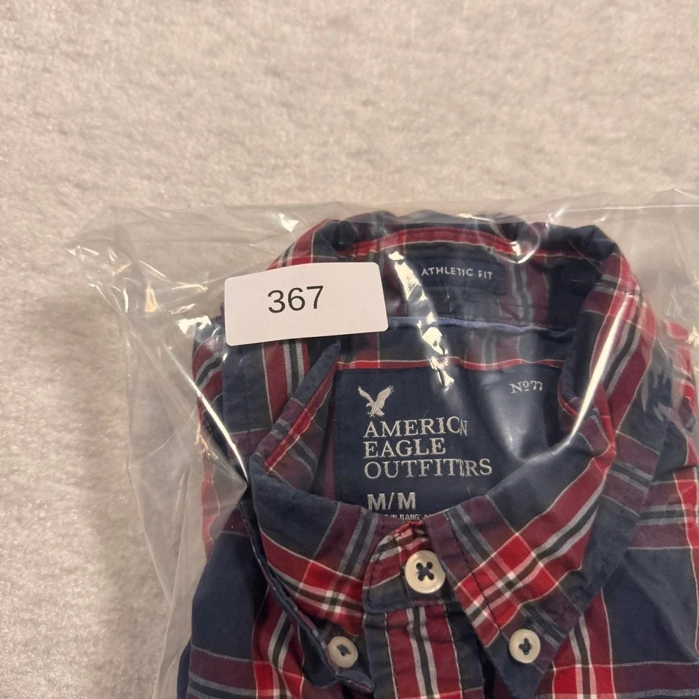 American Eagle Outfitters Mens Athletic Fit Plaid Button Down Shirt Navy‎ Red M
